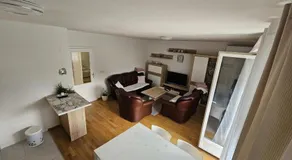 Airport Apartment - Image 2