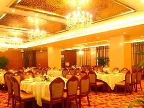 Kunming Tailong Hongrui Hotel - Image 4