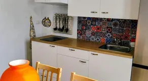 ReBea, Porzione di villa con giardino - Image 3