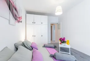 Apartamento Jamblip - Apartamento com 2 Quartos e Varanda - Image 3