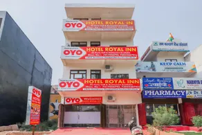 OYO 80193 Hotel Royal Inn - Image 5