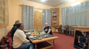 Moonshine Homestay Home Away from Home - Image 4