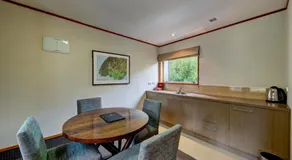 Distinction Te Anau Hotel & Villas - Image 5