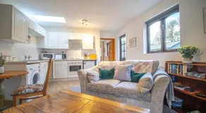Sheep Shed Rural Farm Cottage in Stelling Minnis Canterbury - Area of Outstanding Natural Beauty - Image 2