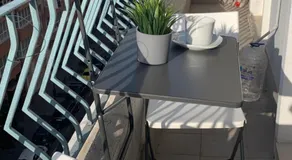 PRECIOSO APARTAMENTO EN EL BARRIO DE RUZAFA - Image 2