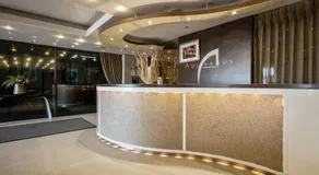 Aquarius Luxury Suites - Image 3