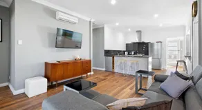 Salty Sea Cottage - Image 2
