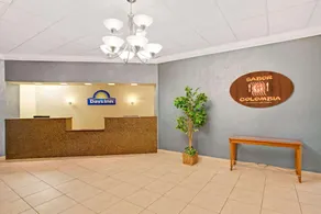 Orlando Airport Florida Mall - Image 3