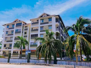 101 Sky Mirror Homestay - Image 3