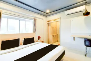 Super Townhouse Hi Tech City Hyderabad - Image 2