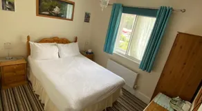 Four Seasons Guest House - Image 4