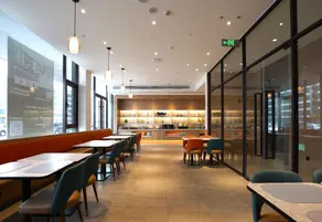 Hanting Hotel Rizhao Lanshan Bus Terminal - Image 2