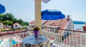 Apartments Rašica Molunat - Image 4