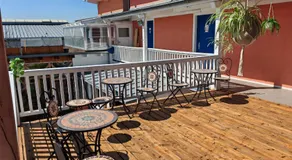 Max Motel - Image 4