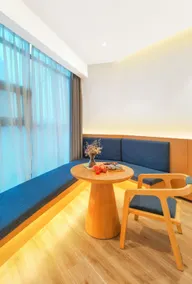 Huayi Hotel - Image 5