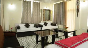 Skyza farms 5 BHK Rustic Villa with Pool & Garden - Image 2
