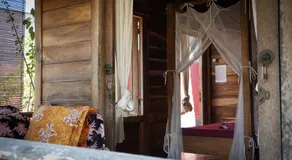 Harry's Ocean House Pacitan - Image 5