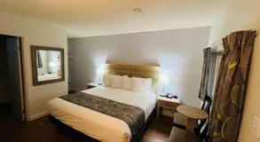 Cold Creek Inn - Image 2