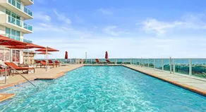 Studio at Arya Hotel Coconut Grove, Free Parking & Balcony - Image 2