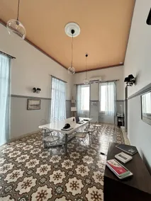 Tinion Urban Hotel - Image 4