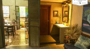 Privada Lodge - Historic Hotel - Image 2