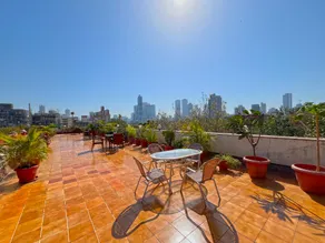 Hotel Parklane - Image 2