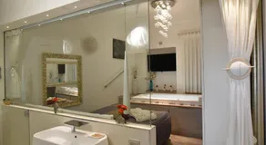 Conte Max Rooms - Image 2