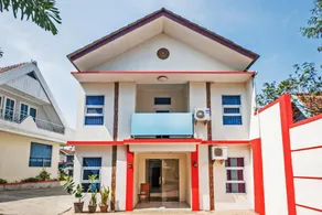 RedDoorz Syariah at Sudirman Street Garut - Image 3
