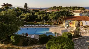 Seaview Apartments Tsilivi - Image 3