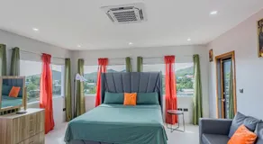 Kozmik Sensetionz Suite - 10min from UVF Airport - Image 2