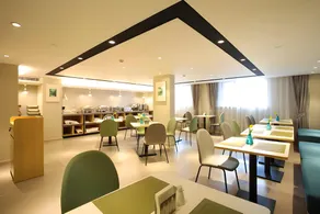 Atour X Hotel Harbin Songbei Rongchuang - Image 2