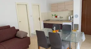 Apartments Mais Tisno - Image 3