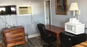 Budget Inn Plainview - Image 4