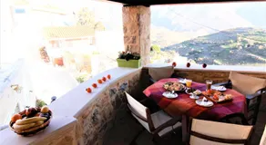 Afroditi Traditional Villa - Image 3
