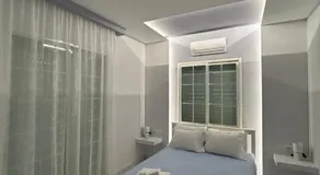 Minimal Stay House - Image 5