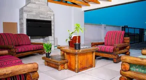 Bergsig Guesthouse - Image 2