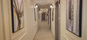 The 7 elevan hotel - Image 3