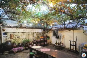 Ulsan Suyeon's Hanok Stay - Image 4