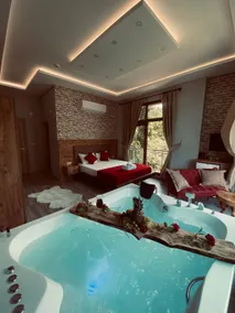 Vadidekal Suite Hotel - Image 3