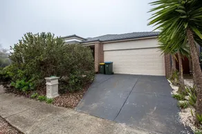 Gorgeous 4BR home in Point Cook - Image 4