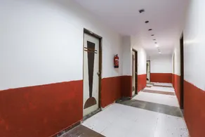 OYO 65717 Hotel Neelkanth - Image 3
