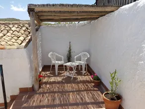 Rural farmhouse private pool - Image 5