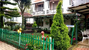 Hotel Sapphire Grand - Image 4