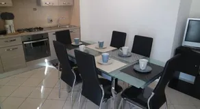 Appartamento a 100 metri da Piazza della Repubblica Aria condizionata - Image 3