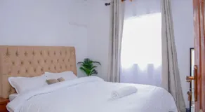 Meg Cozy Homes - Image 2