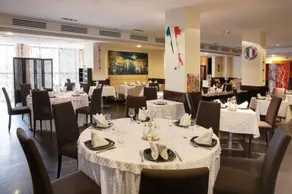 Best Western Plus Liberte Hotel - Image 2