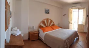 Albergo Seaside - Image 2