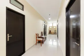 RedDoorz @ Kampung Sawah Jatimurni Bekasi - Image 4