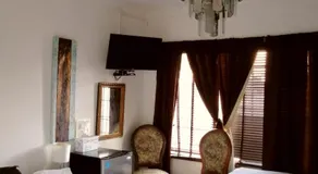 Hostal Compostela Inn - Image 2