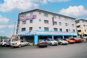 Swing & Pillows - Seri Kembangan Selangor - Image 2
